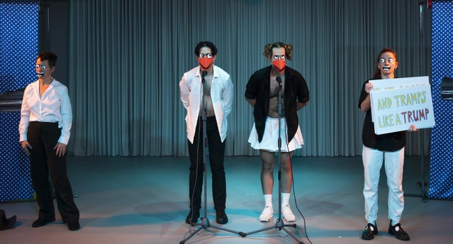 OOPS για 6 παραστάσεις