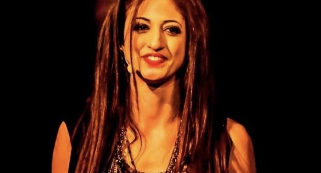 Η PAVLINA STYL ΓΙΑ ΔΥΟ ΕΜΦΑΝΙΣΕΙΣ ΣΤΟ BAUMSTRASSE