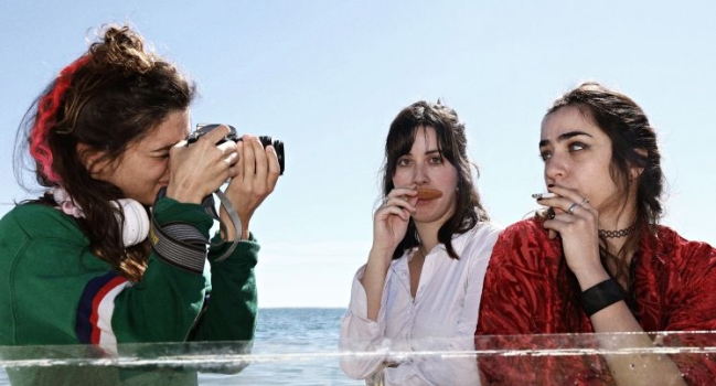 Τρεις Αδελφές (θα έρθουν καλύτερες μέρες)