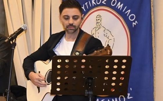 Μάρω Μάρω από τον Άγγελο Ανδρεάτο