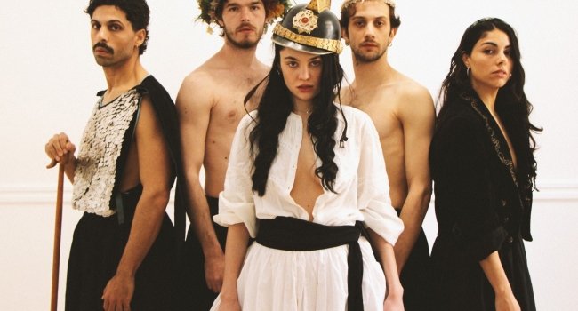 Ο ΜΑΓΕΜΕΝΟΣ ΒΟΣΚΟΣ