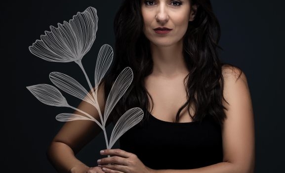 Ευτυχία Μητρίτσα  Αιώνιες Γυναίκες