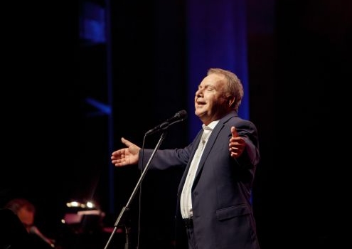 Μανώλης Μητσιάς: Αφιέρωμα στο Νίκο Γκάτσο στο Μέγαρο Μουσικής