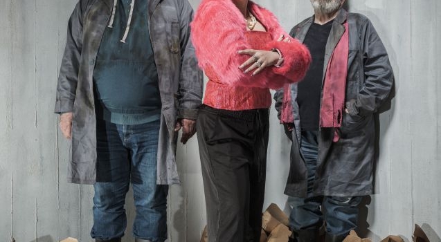 ΟΙ ΑΠΟ ΑΠΟ ΚΑΤΩ