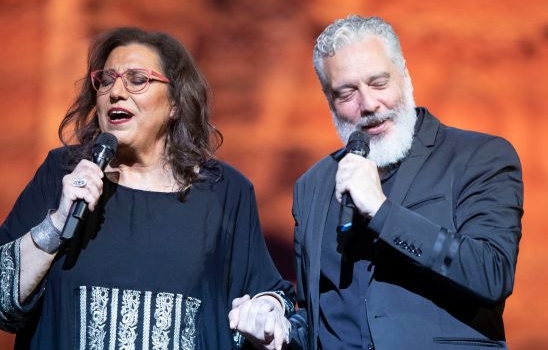 ΜΑΡΙΑ ΦΑΡΑΝΤΟΥΡΗ–ΤΑΣΗΣ ΧΡΙΣΤΟΓΙΑΝΝΟΠΟΥΛΟΣ ΣΤΟ ΜΕΓΑΡΟ