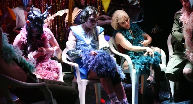 IFIGENIA ή Πώς να πεθάνεις σωστά για την πατρίδα σου