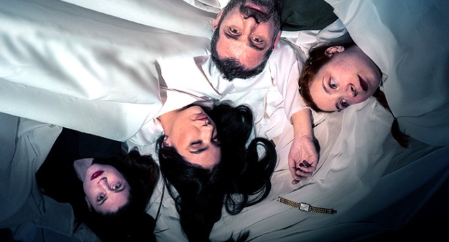 Group Therapy - το τελευταίο κεφάλαιο