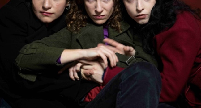 24 ώρες σ’ έναν κόσμο που δεν μας ανήκει