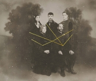 ΤΟ ΚΑΤΑΡΑΜΕΝΟ ΠΑΙΔΙ ΤΟ ΚΑΤΑΡΑΜΕΝΟ ΠΑΙΔΙ