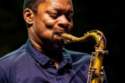 REGGIE WASHINGTON QUARTET  feat.  RAVI COLTRANE, DAVID GILMORE & GENE LAKE