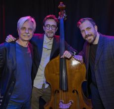 GYPSY JAZZ TRIO -Κωνσταντίνος Μητρόπουλος 