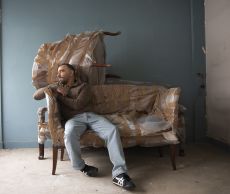 Ο ΚΟΣΜΟΣ ΕΙΝΑΙ ΕΝΑΣ- ΚΩΝΣΤΑΝΤΙΝΟΣ ΒΗΤΑ / ΓΙΑΝΝΗΣ ΡΙΤΣΟΣ ΣΤΟ ΘΕΑΤΡΟ ΟΛΥΜΠΙΑ 