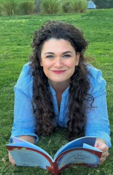 ΑΛΚΗΣΤΙΣ ΗΛΙΑΔΗ  Εμείς φτιάχνουμε τις ευκαιρίες μας, τις αναπνοές μας 