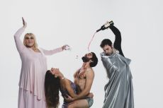 ΜΠΑΡΟΒΙΟΙ ΑΣΤΡΟΝΑΥΤΕΣ 