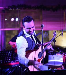 DOROS DEMOSTHENOUS Sings ELVIS PRESLEY  2 ΚΑΙ 5 ΙΑΝΟΥΑΡΙΟΥ 