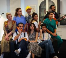 GUEST STARS για λίγες ακόμα παραστάσεις 