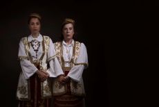 Η ΧΩΡΑ ΠΟΥ ΠΟΤΕ ΔΕΝ ΠΕΘΑΙΝΕΙΣ 