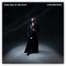 Ο good job Nicky κυκλοφορεί επίσημα το Dark side of the moon 