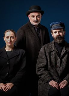 ΟΙ ΚΑΡΕΚΛΕΣ  2ος χρόνος 