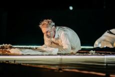 ΤΟ ΟΝΕΙΡΟ ΕΝΟΣ ΓΕΛΟΙΟΥ 