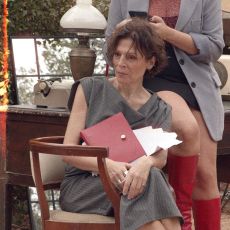 ΜΙΑ ΚΑΝΟΝΙΚΗ ΜΕΡΑ 