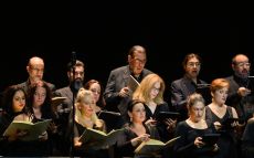 ΤΡΕΙΣ ΘΕΑΤΡΙΚΟΙ ΜΥΘΟΙ – ΜΑΝΟΣ ΧΑΤΖΙΔΑΚΙΣ 