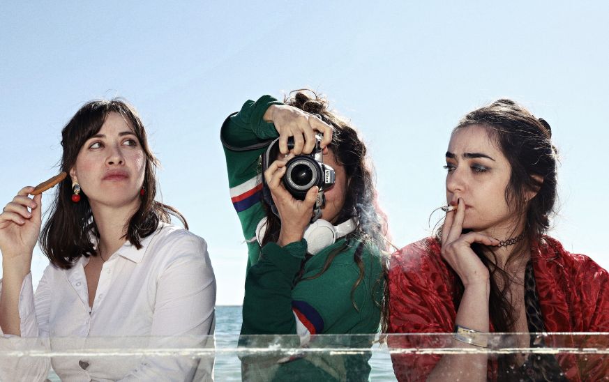 3 SISTERS BETTER DAYS WILL COME 7Anastasia Giannaki