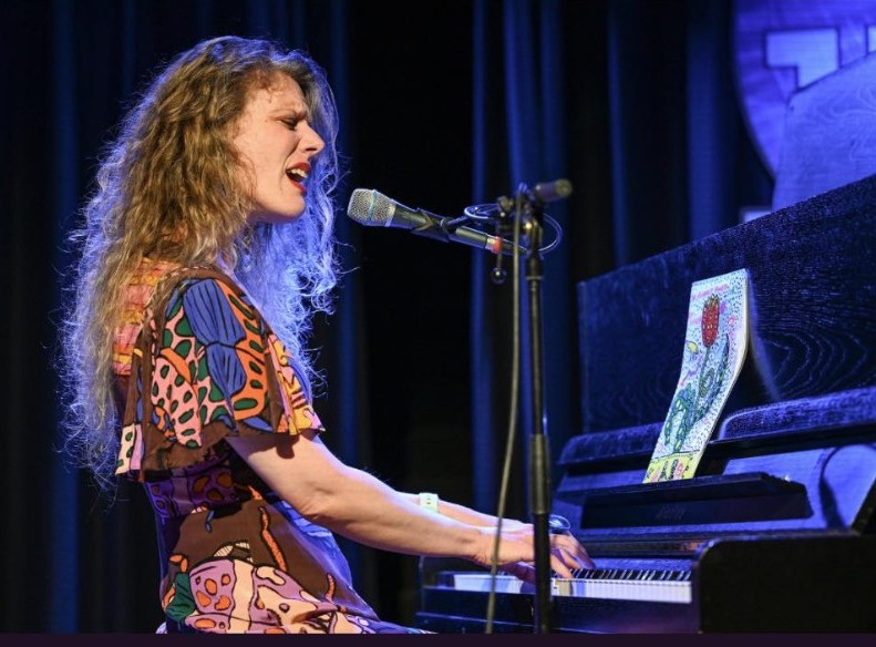 Kristin Berardi piano