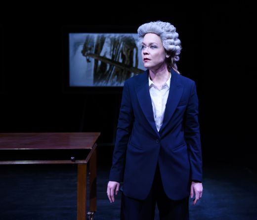 Prima FacieElina giounanli