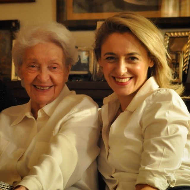 STELLA GKREKA XRYSOYLA STEFANAKH
