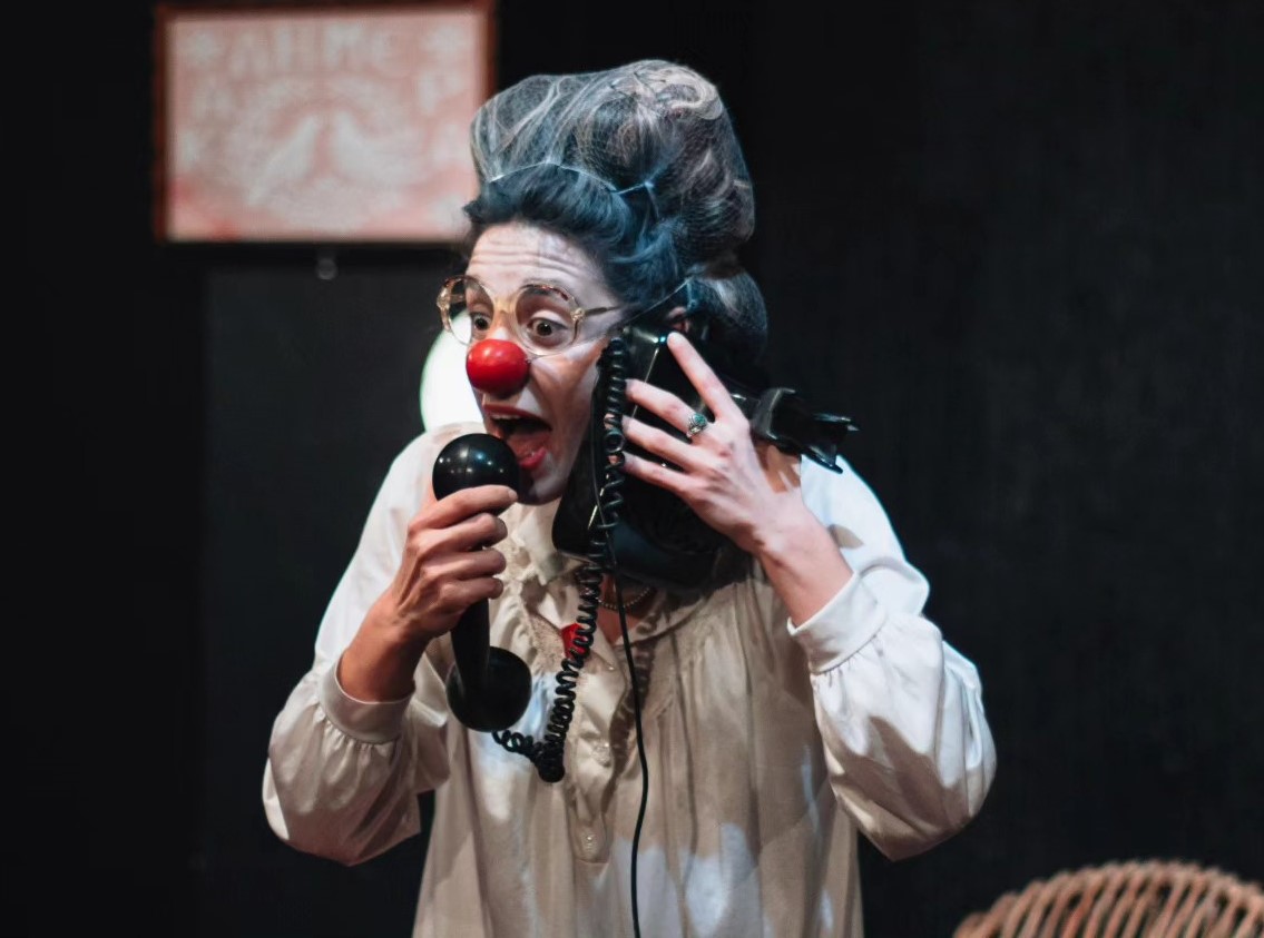 clownelyphoto1