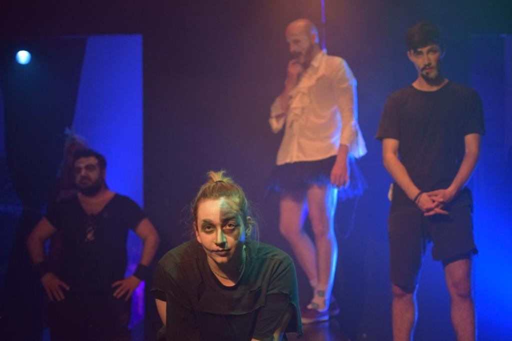 freaks 10
