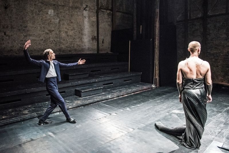 hoto by Karol Jarek 15